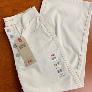 NEW Levi’s Mile High Wide Leg